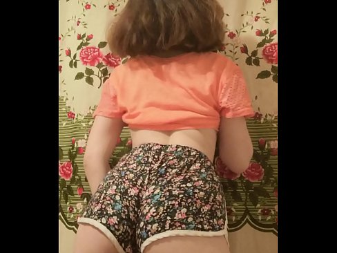 ❤️ Sexy young babe stripping off her shorts on camera ❤❌ Fucking video at us ﹏